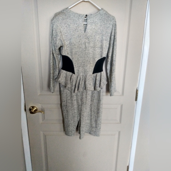 Vintage 80's Peplum Dress. - Picture 3 of 6